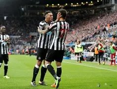 日晨,海港豪杰挥,帆新加坡,问鼎娱乐官网,H5问鼎娱乐官网,问鼎娱乐官网在线娱乐平台